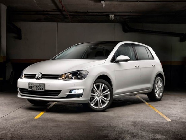 Versão 1.4 TSI flex Highline com câmbio manual é figura rara, enquanto as opções com motorização 1.6 16V MSI têm descontos de até R$ 10 mil